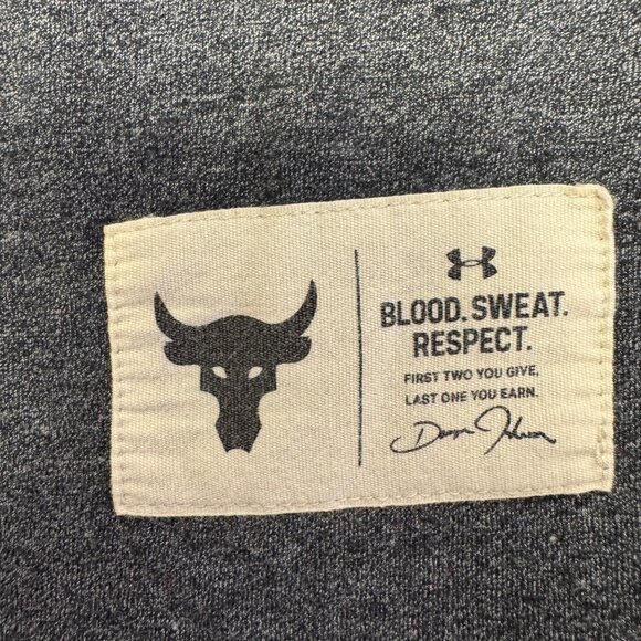 Under C Armour Mens Project Rock Henley Shirt Loose Fit HeatGear Gray Size Large - Picture 6 of 10